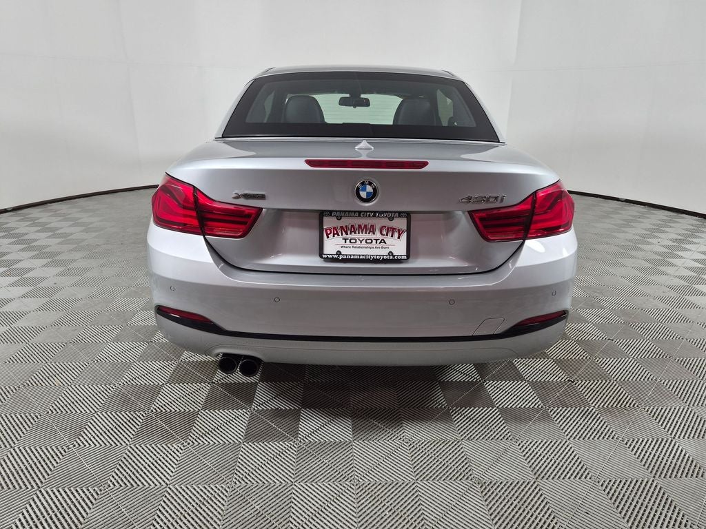 2018 BMW 430i — interior view
